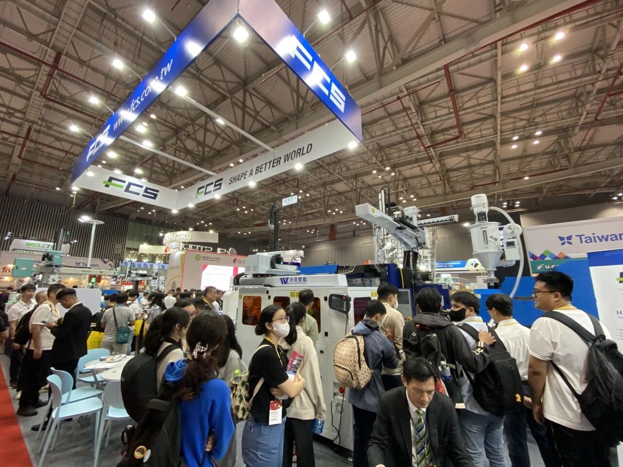 Exhibition highlight 6970